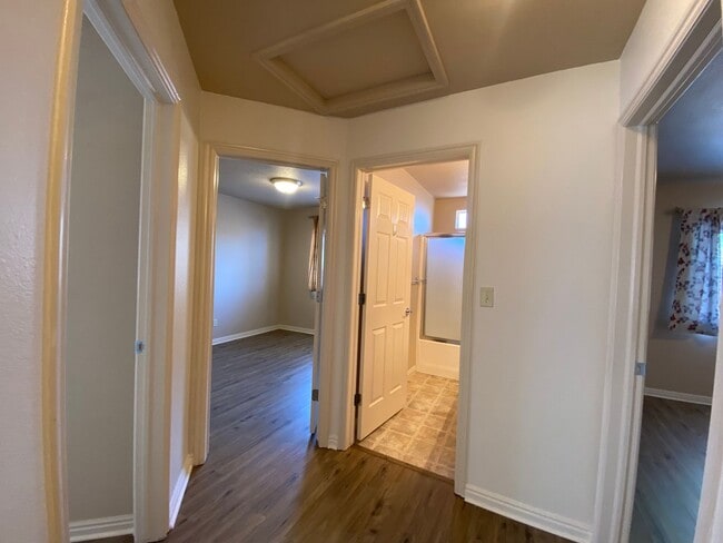 Building Photo - ADORABLE HOUSE FOR RENT IN HURRICANE