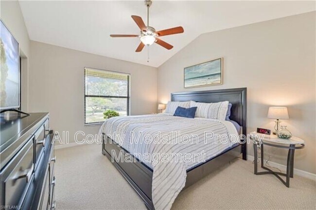 Building Photo - 8366 Charter Club Cir