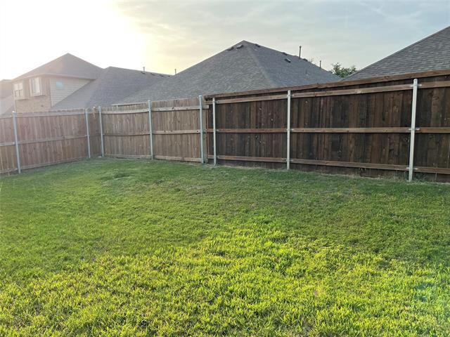 Building Photo - 9320 Jerico Dr