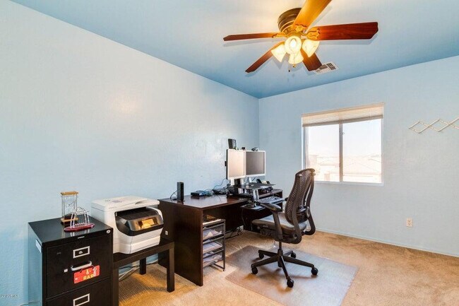 Building Photo - 11591 W Cheryl Dr