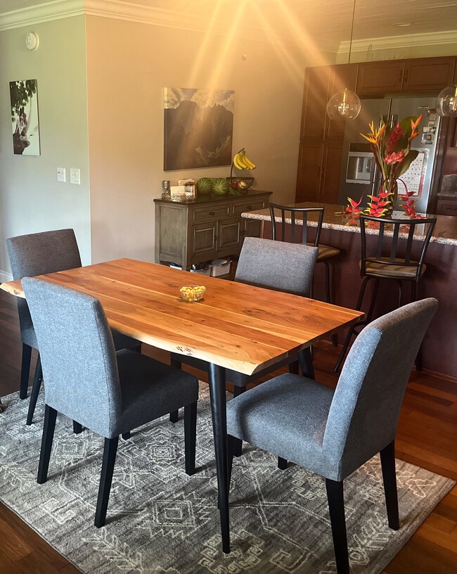 Building Photo - 4614 Haleilio Rd