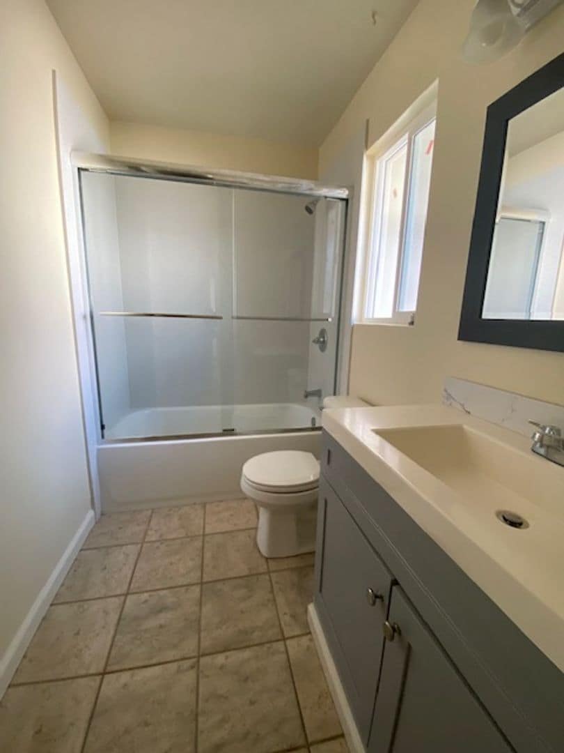 Building Photo - 4421 Palmacia Dr