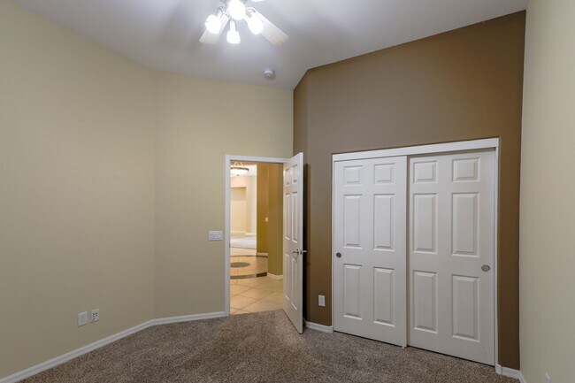 Building Photo - Anthem Country Club Beauty w/ Casita