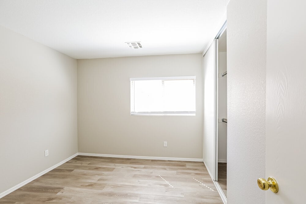 Building Photo - 11240 E Sunland Ave