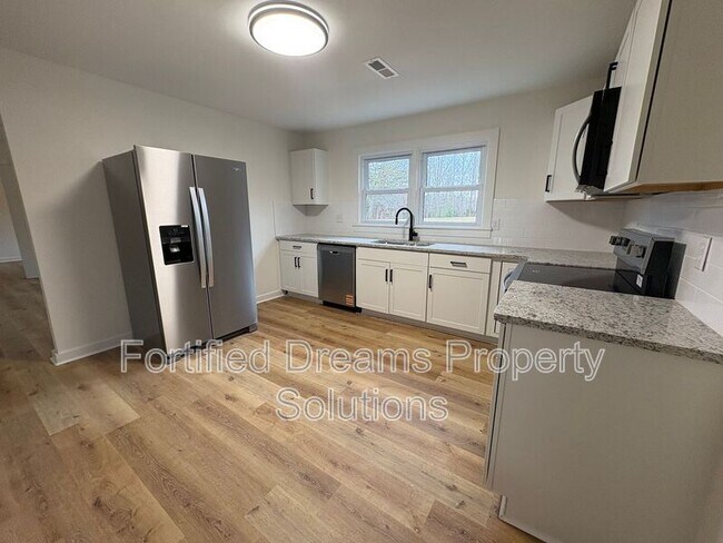 Building Photo - 431 Peeden Dr