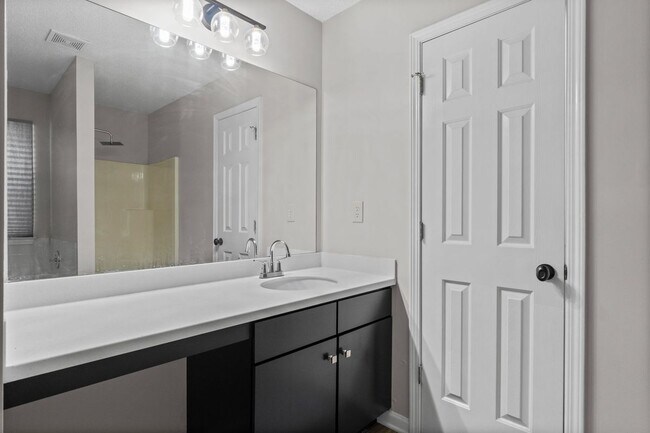 Building Photo - 2921 Ward Lake Way