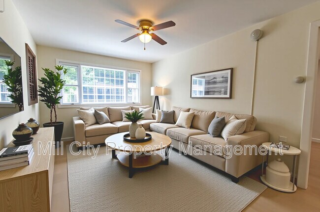 Primary Photo - 20-22 Mitchell Street - 22B