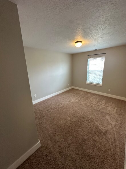 Building Photo - 2724 Sommersby Wy N