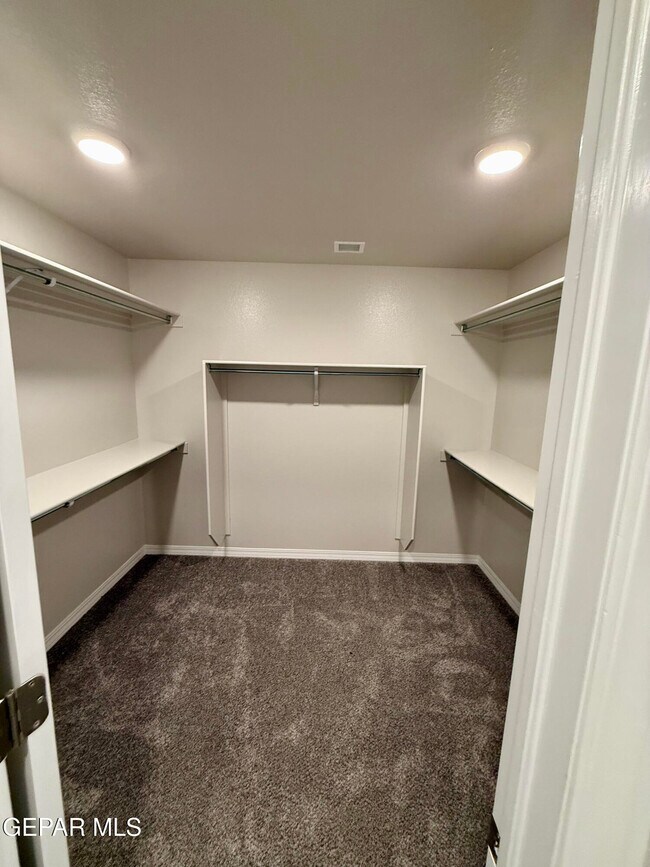 Building Photo - 12868 Star Gaze Ave