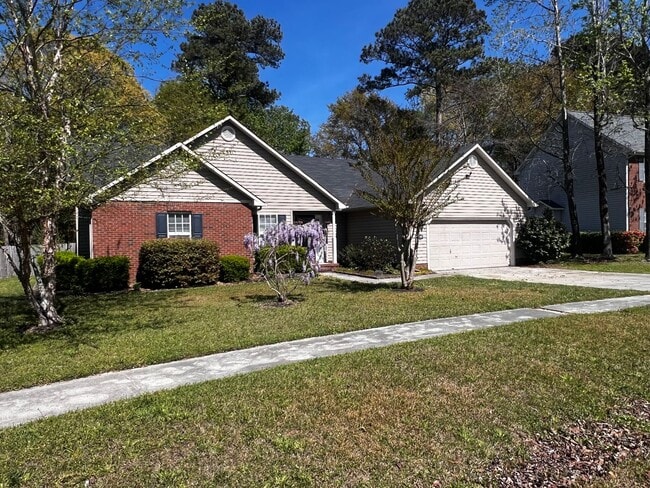 Building Photo - 106 Dunwoody Dr