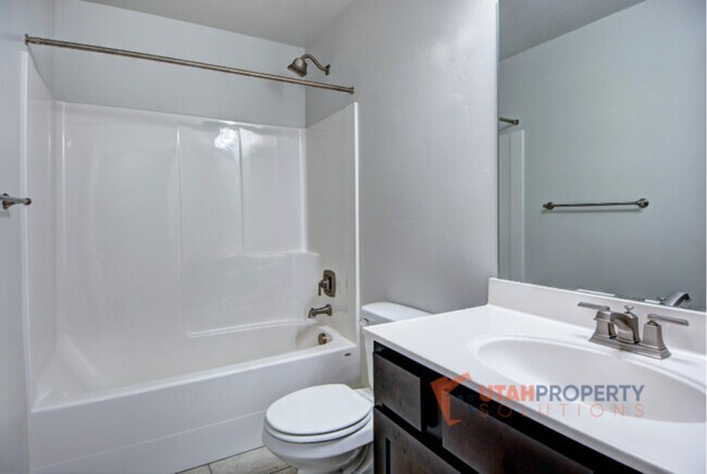 Building Photo - 14847 Garrison Ln