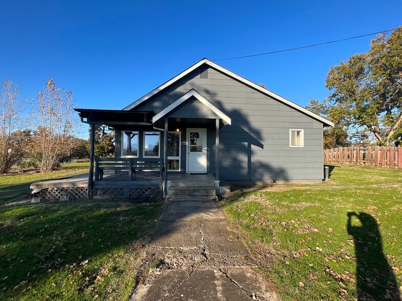 Building Photo - 50 Alta Vista Rd