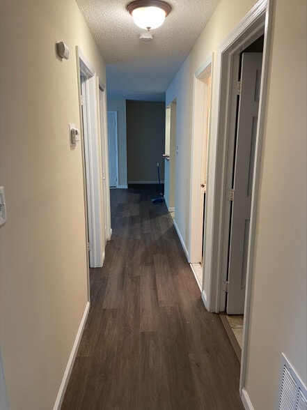 Building Photo - 86 Willow Ct