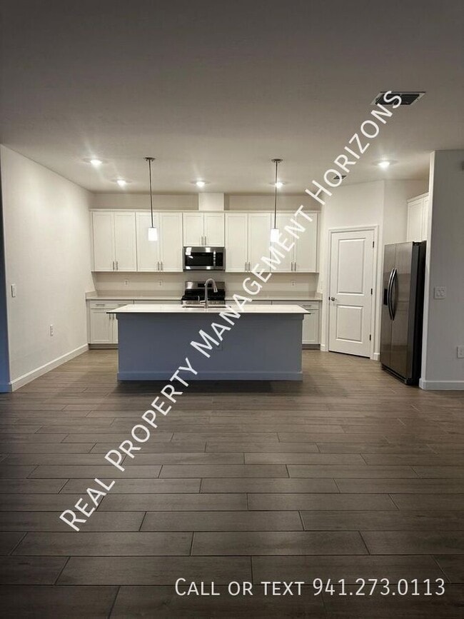 Building Photo - 14964 Serene Shrs Lp