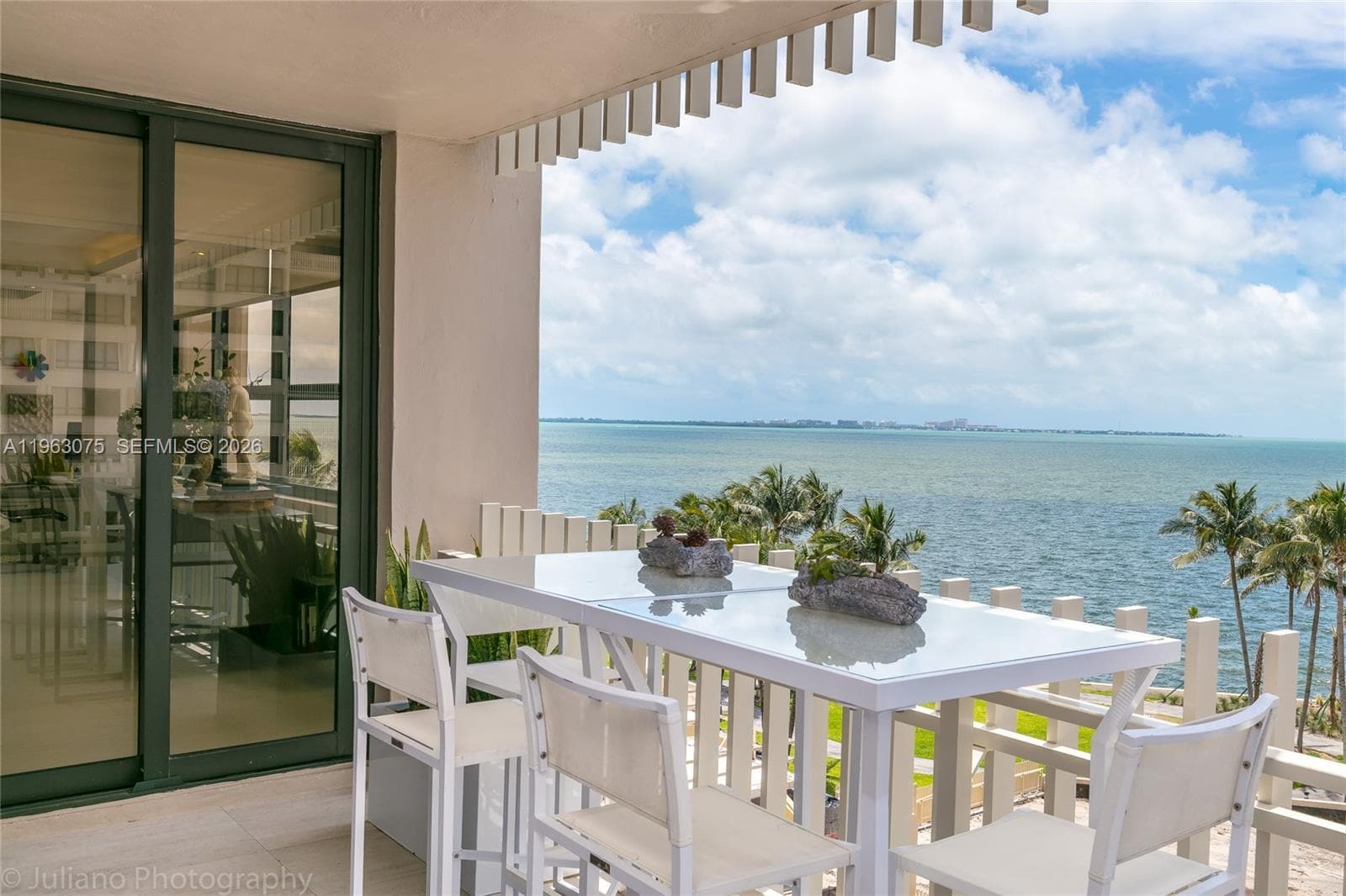 Building Photo - 3 Grove Isle Dr