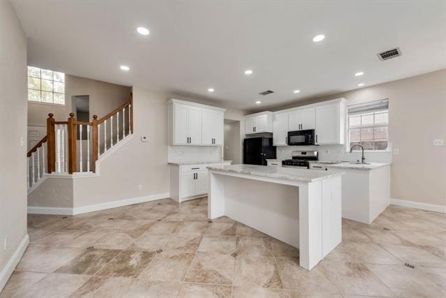 Building Photo - 3009 Larkspur Ct