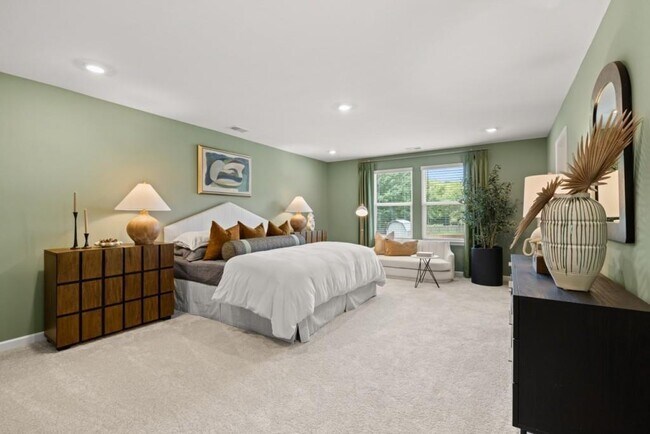 Building Photo - 470 Red Dragon Dr