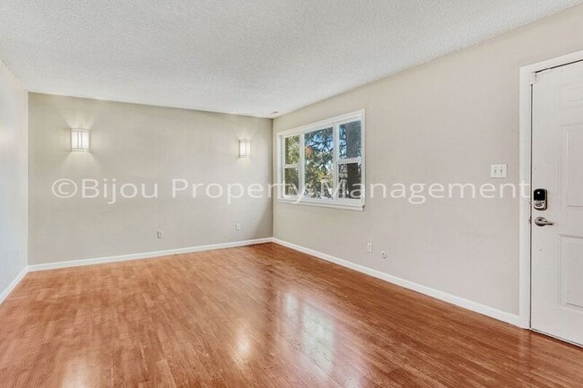 Building Photo - 4232 Gills Mill Ct