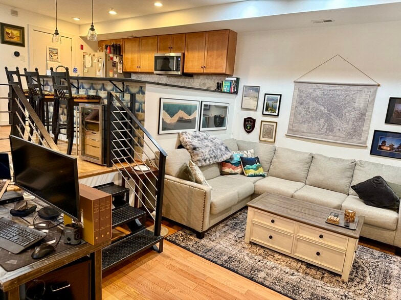 Step down into the living room and office, gaining vaulted ceilings and maintaining great daylight v - 1240 4th St NW