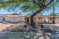 Building Photo - 1001 E Campus Dr
