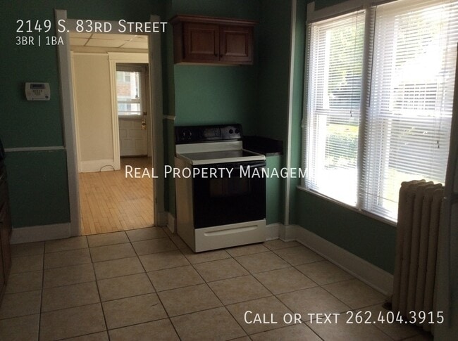 Building Photo - 2149 S 83rd St