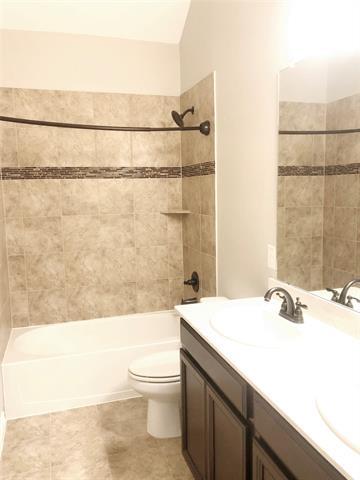 Building Photo - 2141 Lake Pine Dr
