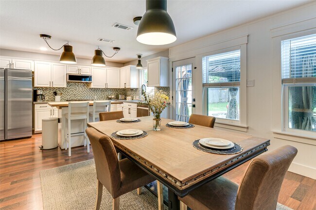 Building Photo - 34 Steep Trail Pl