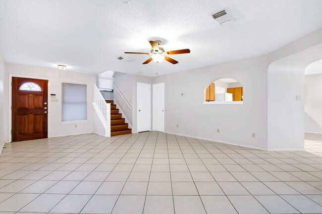 Building Photo - Stunning 3 Bedroom - 2.5 Bath Home for Rent!