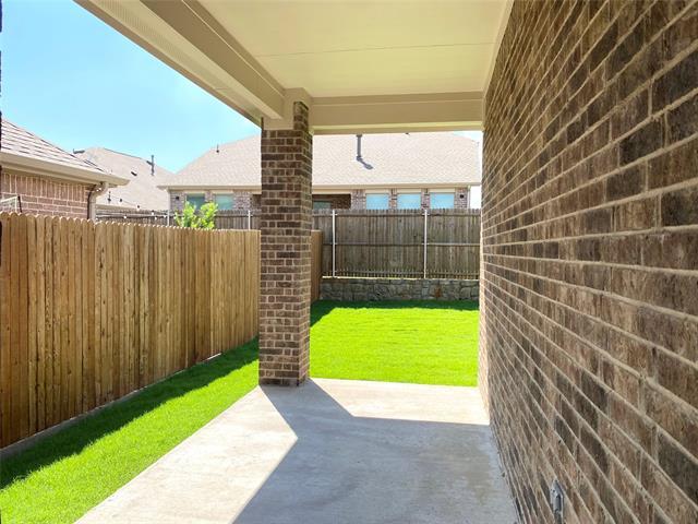 Building Photo - 815 Blackhawk Dr
