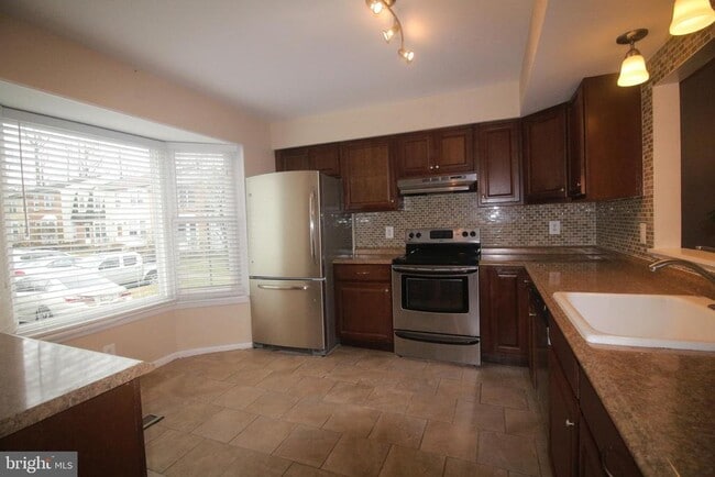 Building Photo - 11556 Summer Oak Dr