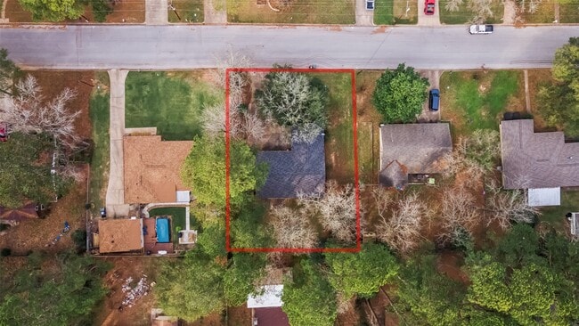 Building Photo - 324 Olive St