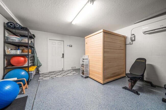 Building Photo - 109 Peterson Ln