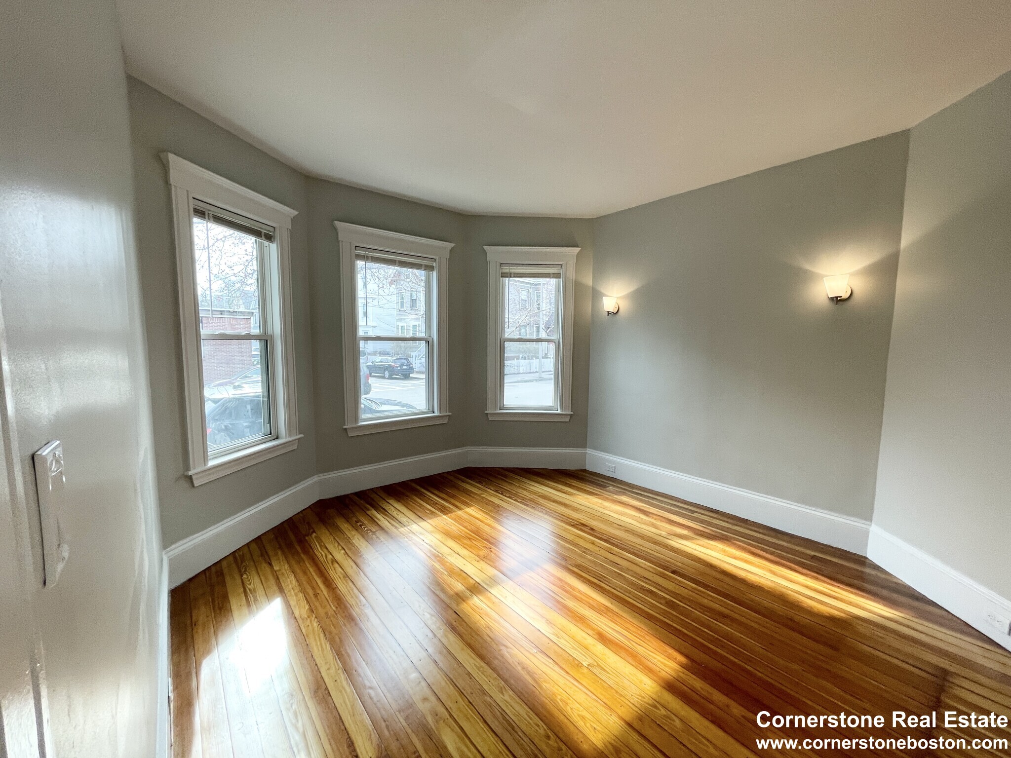 Building Photo - 159 Boston St