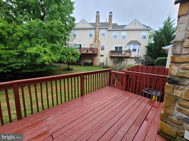 Building Photo - 121 Shoal Creek Dr