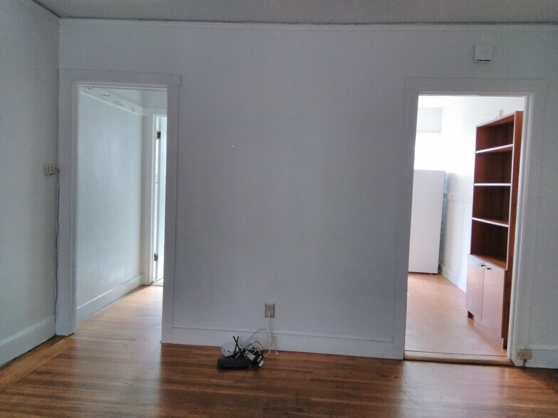 Building Photo - 1256 Haskell St