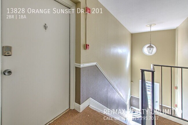 Building Photo - 13828 Orange Sunset Dr