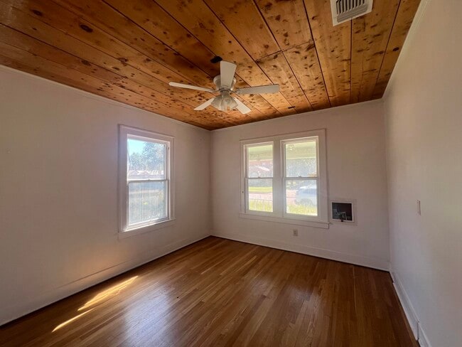 Building Photo - 2206 16th St