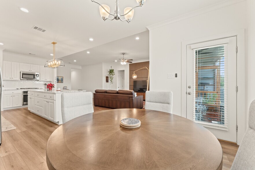 Building Photo - 1520 Tradewater Rd