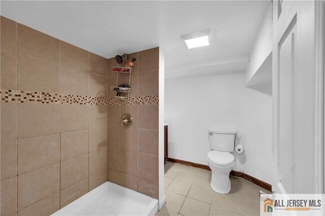 Building Photo - 14 Albourne St