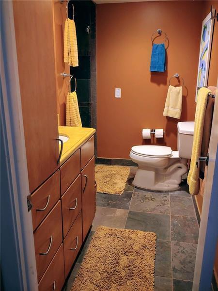 Building Photo - 401 Briny Ave