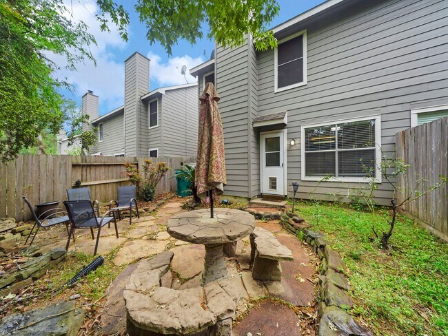 Building Photo - 167 Anise Tree Pl