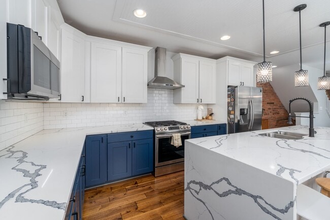 Building Photo - 4-Bedroom, 3-Bathroom with Garage - Canton...