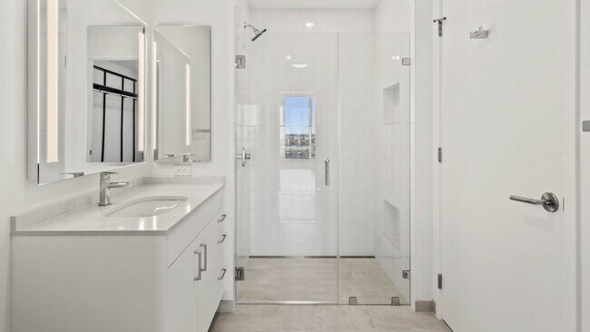 Building Photo - 35 Lomasney Wy