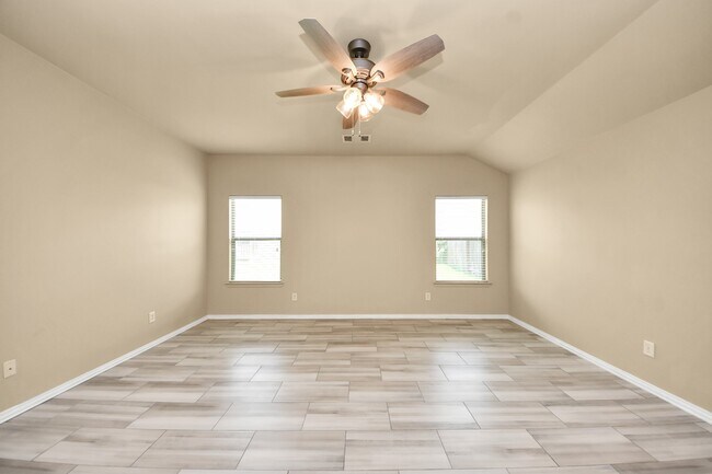 Building Photo - 2043 Naplechase Crest Dr