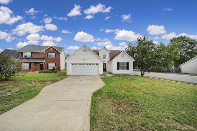 Building Photo - Lovely 3 Bed 2 Bath Home in Indian Trail o...