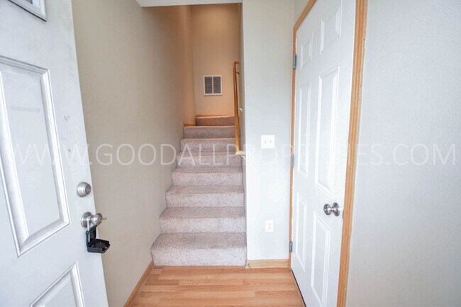 Building Photo - 4319 153rd St