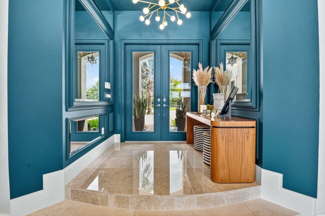 Building Photo - 16892 Strasbourg Ln