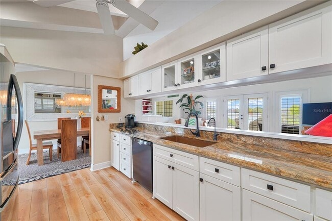 Building Photo - 3335 W Maritana Dr