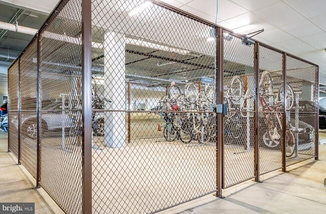 Building Photo - 502 Diamondback Dr