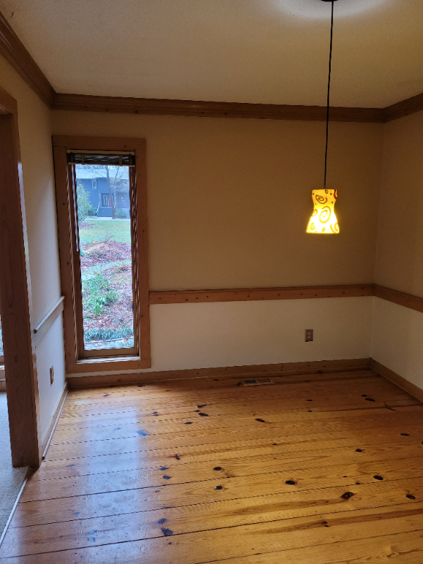 Building Photo - 5228 Troutman Ln